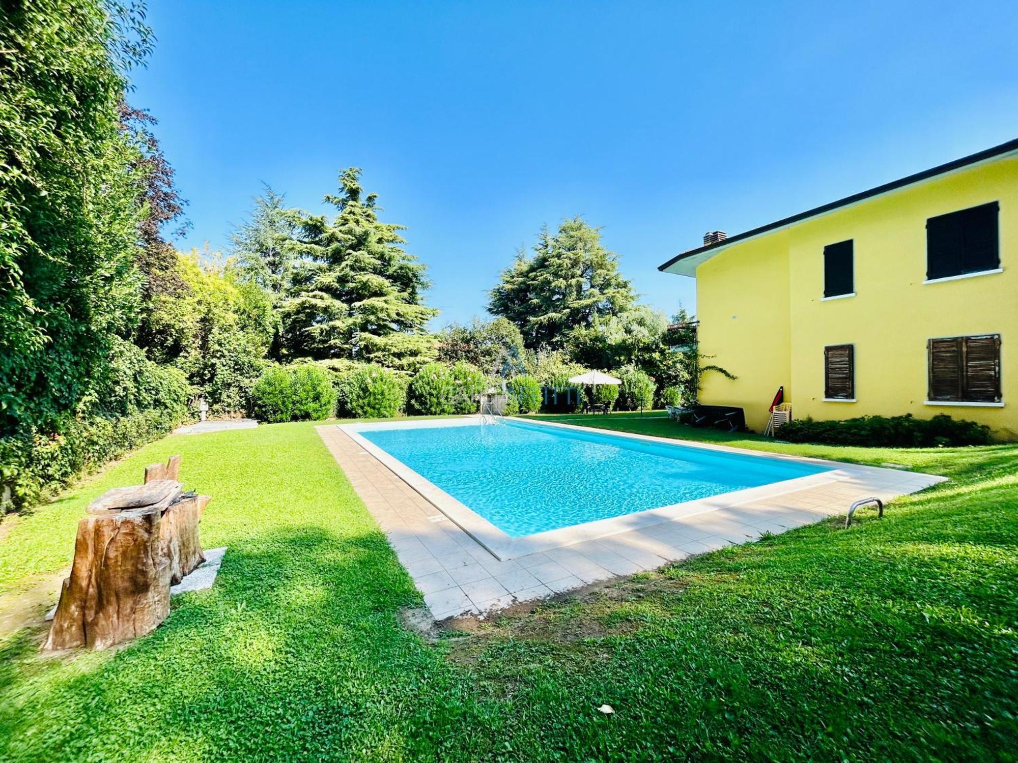 Appartamento Hercules - Piscina - Vicino Al Centro Sportivo Desenzano del Garda